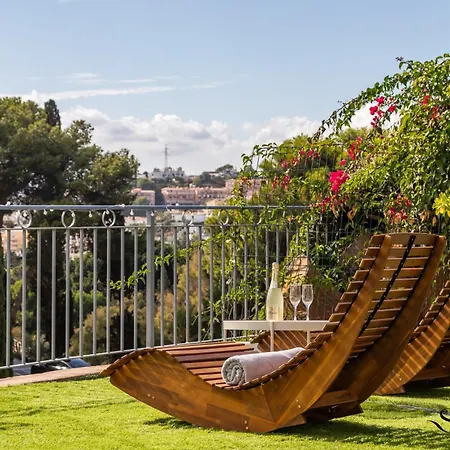 Σπίτι διακοπών Luxury Townhouse With Rooftop Sauna & Jacuzzi *