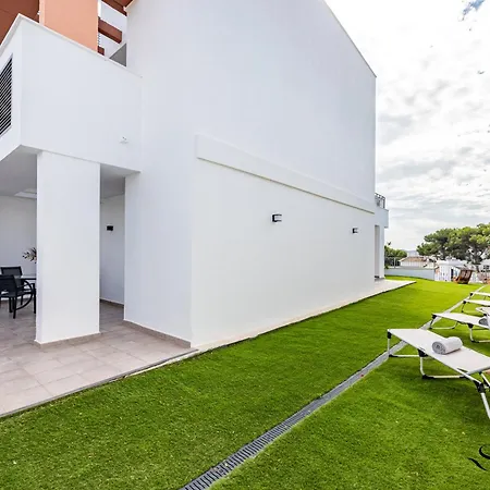 Luxury Townhouse With Rooftop Sauna & Jacuzzi Сasa de vacaciones *