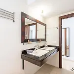 Luxury Townhouse With Rooftop Sauna & Jacuzzi Casa vacanze Fuengirola