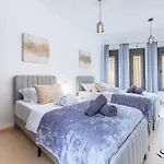 Luxury Townhouse With Rooftop Sauna & Jacuzzi * Fuengirola